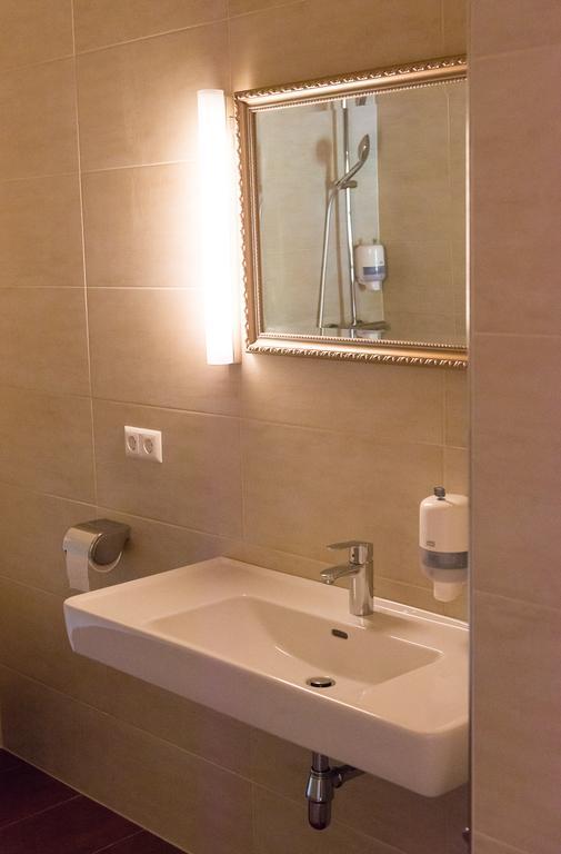 Stiftsschmiede Ossiach Hotel Szoba fotó